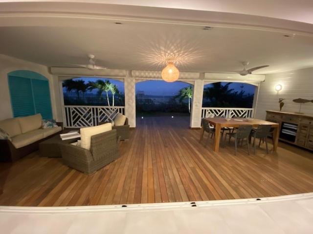 Princess Mahault - Beachfront - Orient Bay - Luxury Apartment Экстерьер фото